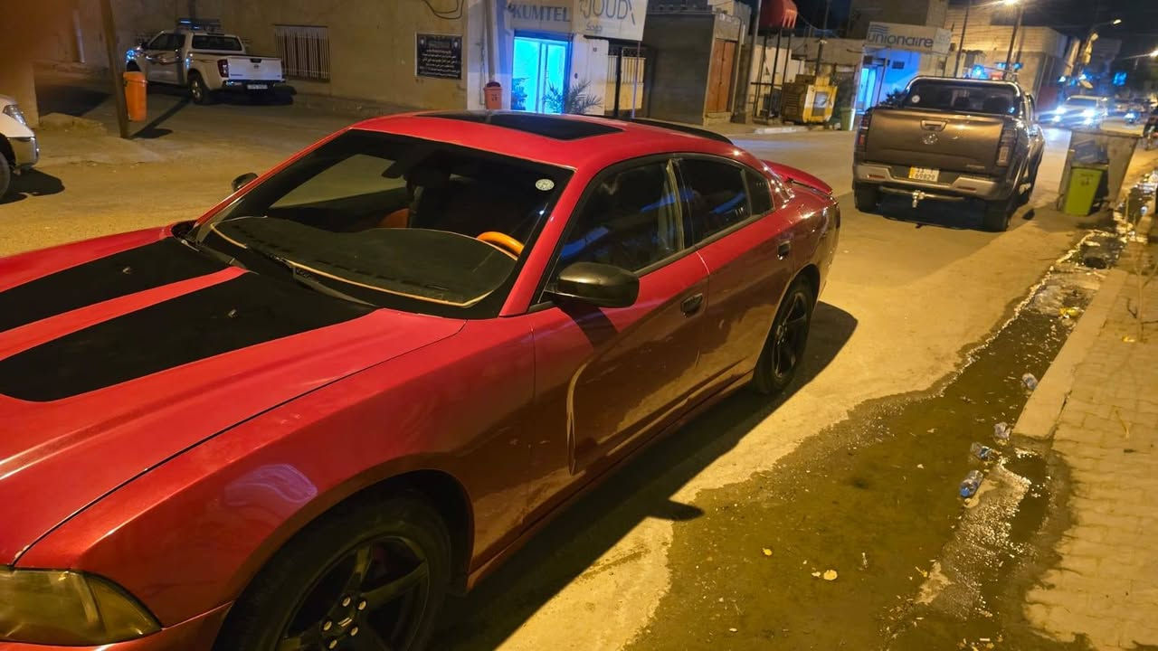 مكلف بلنشر
سلام عليكم جارجر دوج 2012 خليجي هيمي كامل مواصفات ضربات سياره موجوده بصور جوه
تحويل سنويه رقم اربيل 
150 وبيه مجال مكاني بصره 
رقم صاحب السياره موجود واساب ***********
