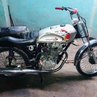 حربي للبيع محرك قفاز 250ccمعدل طيران ملاحضه دراجه طافيه مختلف سنتر سعر...