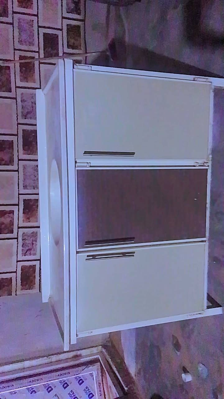 سنك للبيع فول نضيف مثل مابصوره سعره 85


**إذا كنت صاحب هذا الإعلان وتريد حذفه لأي سبب، رجاءا أرسل رسالة إلى الدعم الفني**