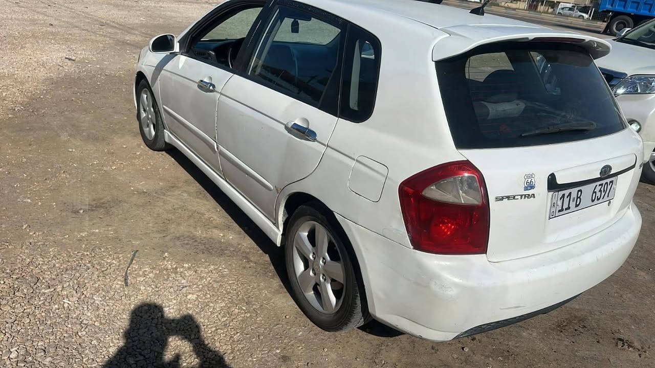 يا الله من رخصة الادمن سبكتره 2008 رقم بغداد إنكليزي مكينه 2000 بيها 3 قطع صبغ فقط رش كير ومحرك حداديه تخم تاير كله جديد تبريد شغال السعر 69وبيها مجال بصيط مكاني بابل قرب سيطرة الآثار رقم الهاتف ***********
