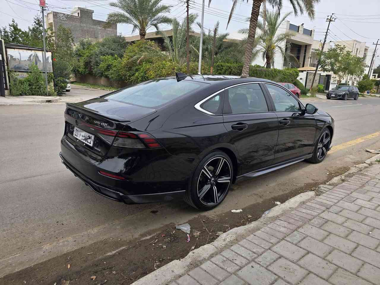 هوندا اكورد سبورت 23 لون اسود امريكي حادث جاملغ وبنيد صبغ بدون دواخل ايرباك برده وكشن فقط ماشيه سياره 30 الف ميل سياره موصفات سبورت فتحه ورادارات ويل كب باقي مواصفات معروفه 

مكان سياره بغداد العامرية
سعره  17500 ورقه

***********
