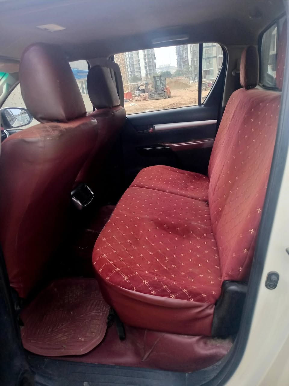 السلام وعليكم  هايلوكس موديل 2016 رقم سليمانيه  مكانه بغداد تحويل مباشر   للإستفسار اتصل  ***********
