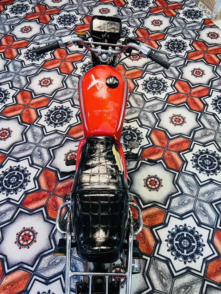 سلام عليكم دراجه البيع مديل 22كلك ما مفتوح برغي بيهة مكان الرميثى ***********
