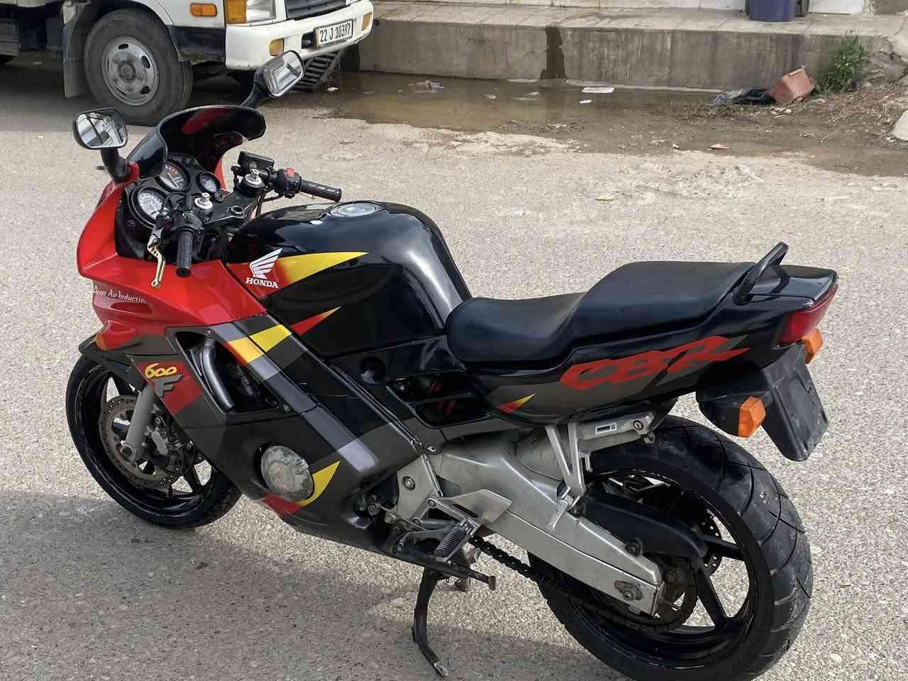 سلام عليكم 
 للبيع شرط مكفولF2…600    
سعر ١٦ بيها مجال للطيبين مكان كركوك ***********
