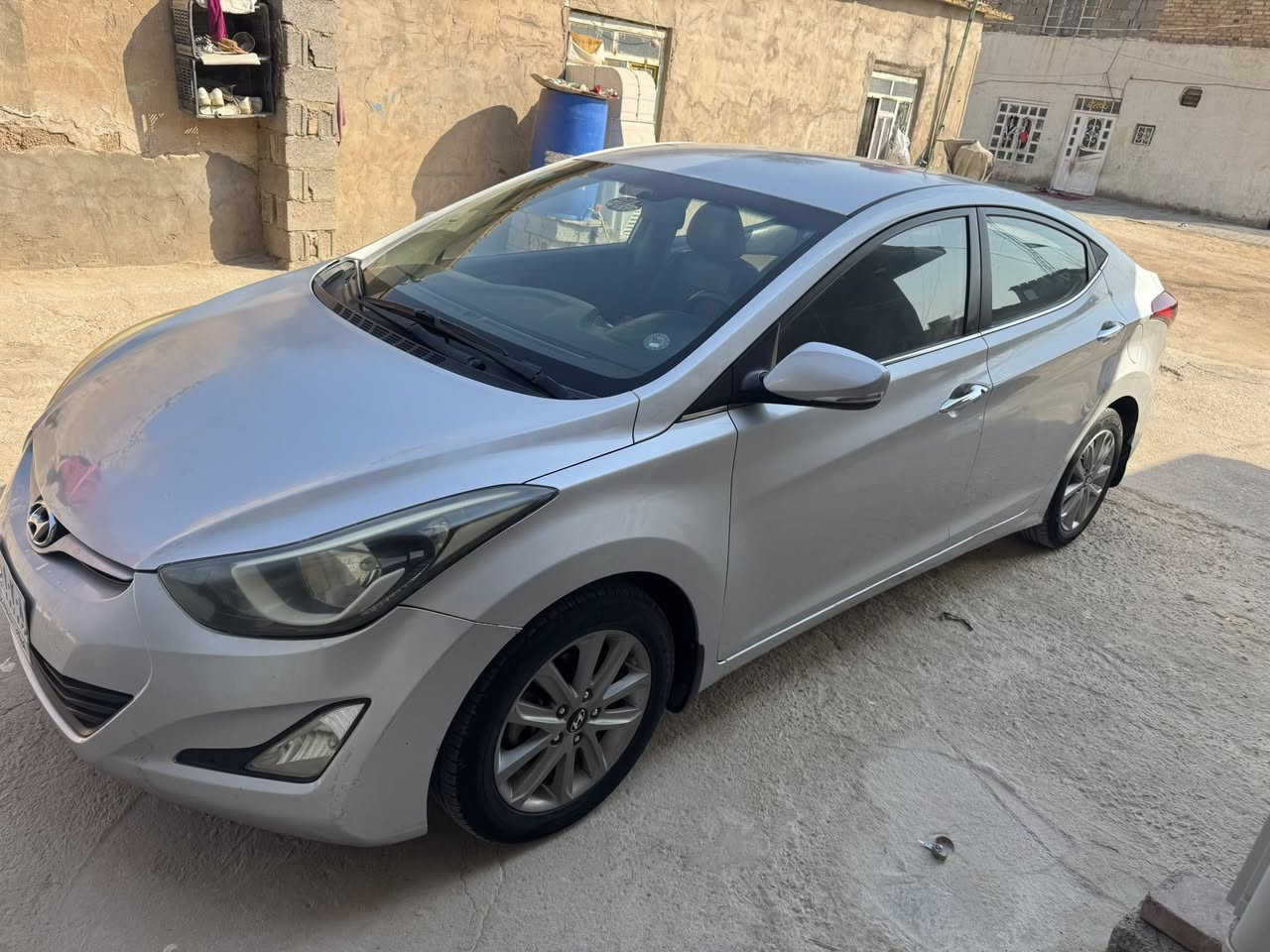 السلام عليكم النتره خليجي   موديل 14
مكينه 1800 كير خير من الله السياره ماشيه 

176 الف مكانهاا كربلاء بيهاا ربع البنيد صبغ فقط 

والسونار مرفق مع المنشور السعر 118 وبيها مجال بسيط 

رقم الهاتف للتواصل ***********
