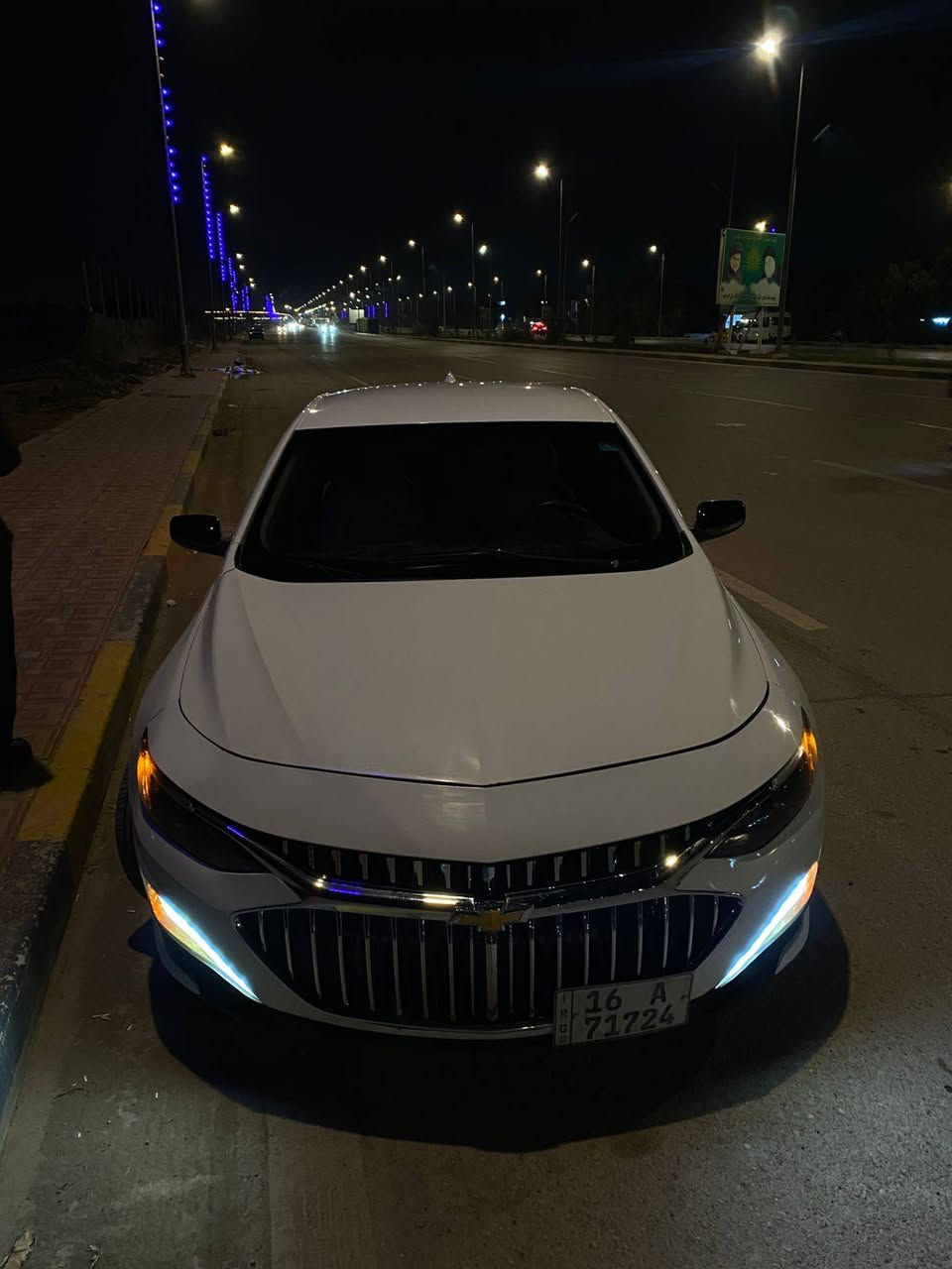 للبيع او المراوس 
مواصفات lt معروفه
شاشه كبيره 
كشنات تدفئه 
كشن كهربائي 
بصمات ثنين
السونار موجود وكلشي واضح 
السعر ١١٥
***********
