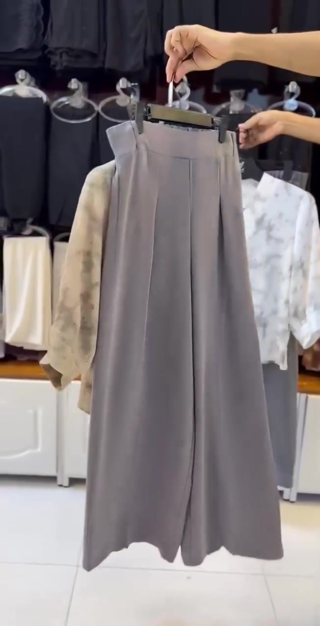 طقم قطعتين🖤
السعر 35 
خامة ميرا صيفي 
38-40-42-44-46-48
متوفر بس لونين
الاستفسار خاص او واتساب ***********الرجاء فقط مراسلة
