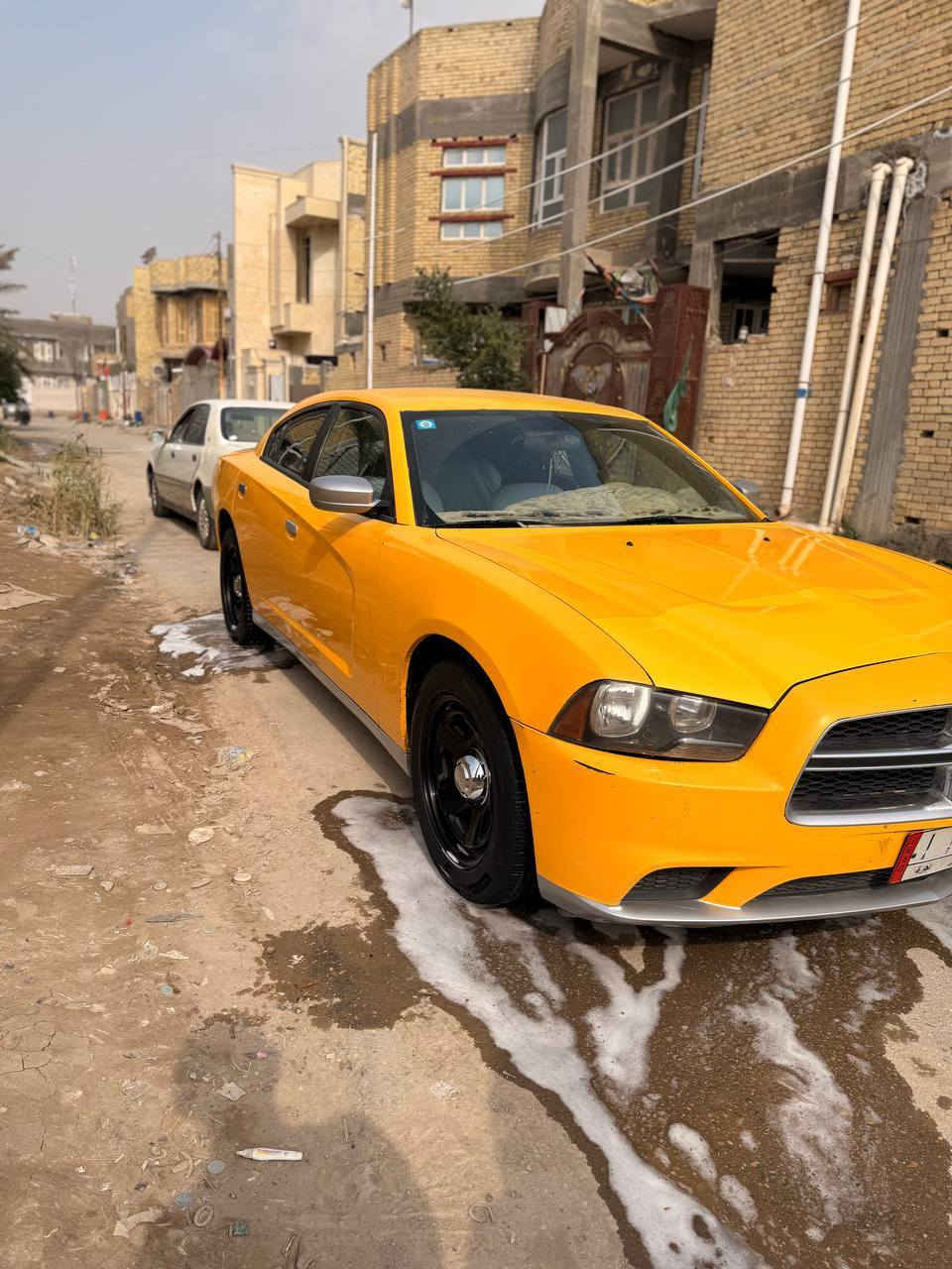 سلام عليك سياره جاهزه مديل 2012
كير ومكينه حداديه اكسن تخم تاير كله جديد 
بيه بنيد وجاملغ امامي بدون دواخل 
سياره جاهزه مداور ثاني يوم ***********
