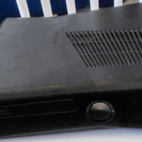 إكس بوكس 360 • Xbox 360 • جهاز العاب • جهاز قيمينك • كرت شاشة • عطل كر...