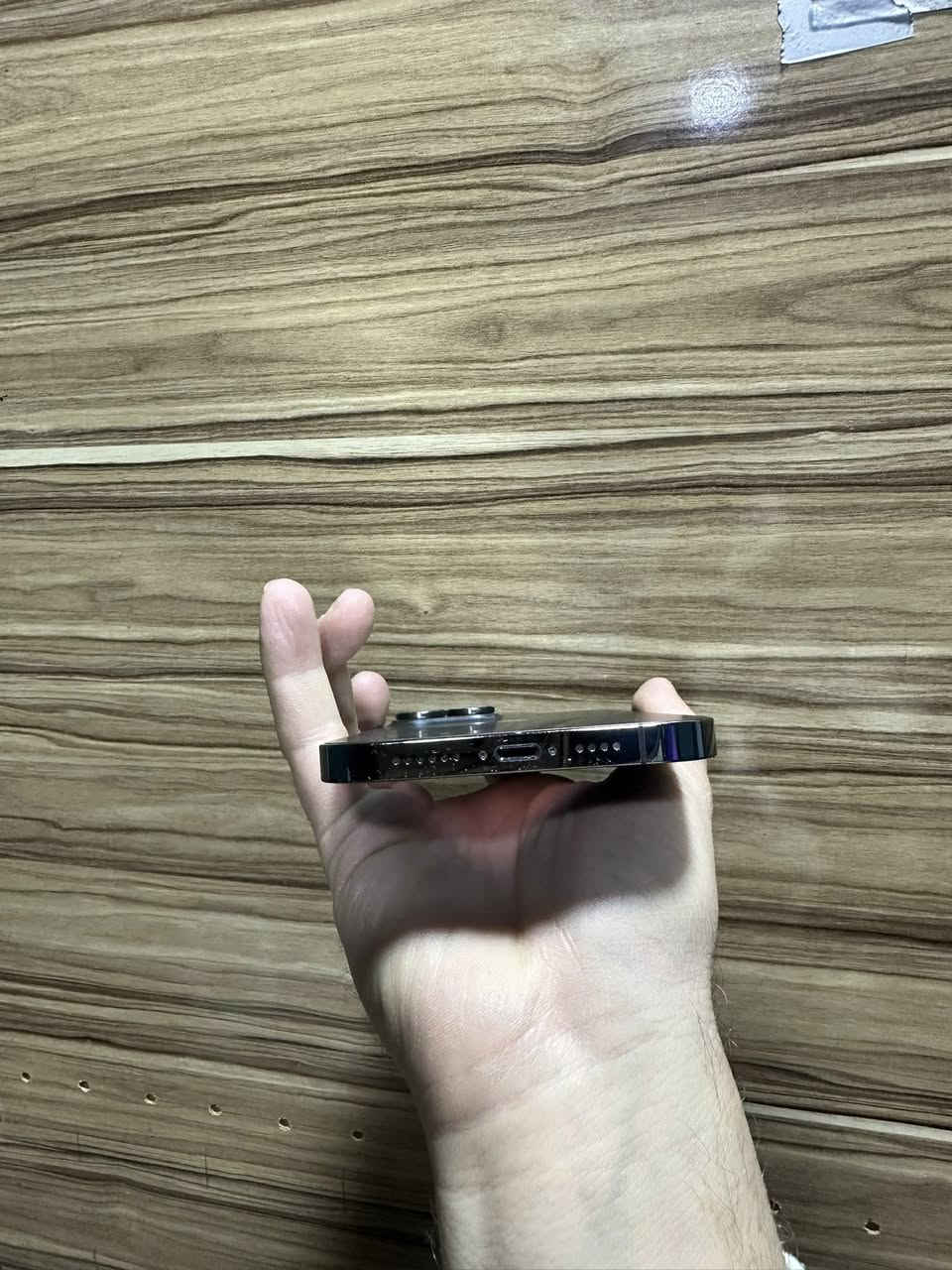 اسلام عليكم 
13 برو ماكس للبيع 
ذاكره عملاقه 1 تيرا يعني 1012 كيكه 
بطاريه 90 
نضافه كدام العين نضيف الجهاز 
نموذج m
الجهاز فقط كامره 5. ما تشتغل الباقي شرط

السعر 675 وبي مجال 
للاتصال 
***********
***********
