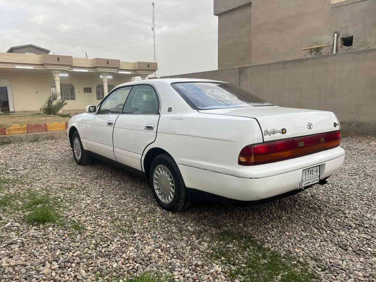 السلام عليكم بطه للبيع رقم صلاح الدين الماني كير محرك صدر تواير كلو جديد داخل جديد تدفئه شغال صبغ قطعتين السعر 47وبيهه مجال ***********
