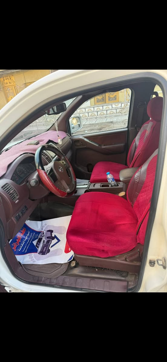 السلام عليكم بيكم نيسان نيفاره دبل قماره كير اوتوماتيك رقم بصره بسمي موديل ٢٠١٣ رقم الهاتف ***********
