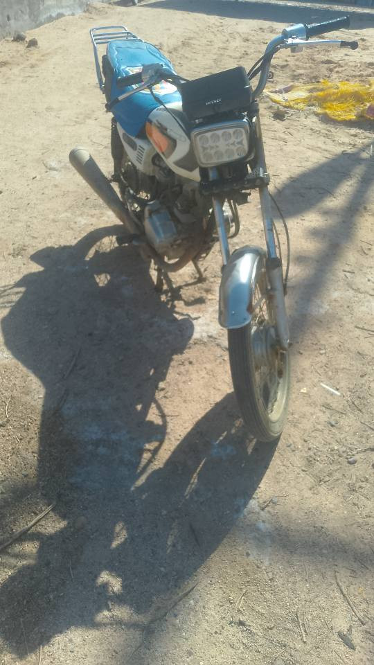 سلام عليكم دراجة ايراني انيرجي جاهزة من كلشي اشاير لايتات مكينه ناعمه مكفوله من التبخير ولنضوح مكينه حلوة اوجاهزه من كلشي 300 بيه مجال دراجه كلك *********** البصرة, العراق
