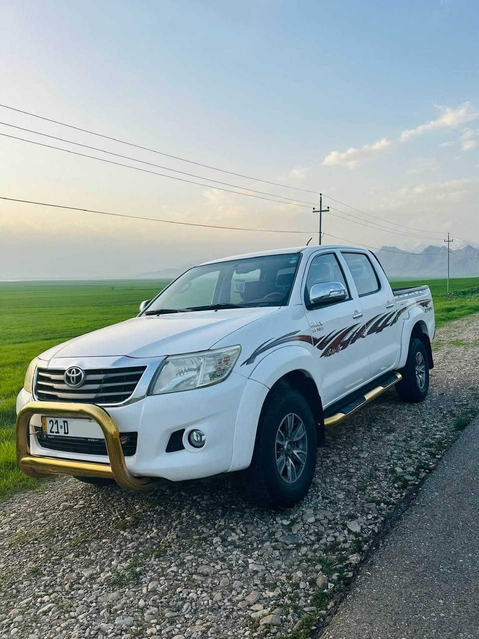 تۆیۆتا هایلۆکس (مەرزیە),مۆدێل2014,مواسەفات شریکە مــهند,بەتل گێڕو مەکینە بەشەرت نەکراوەتەوە,چوار تایەی پاکی لەژێرایە,سەنەوی و ژینگەی تازەیە تا 2029,پارچە ڕەشە لەسەر ساخی, سەیارەیەکی زۆر پاک ماوەتەوە,هەموو گیانی لەسەر دۆخی شەریکەیە, بۆ زانیاری زیاتر,ژ.م *********** رانية, السليمانية
