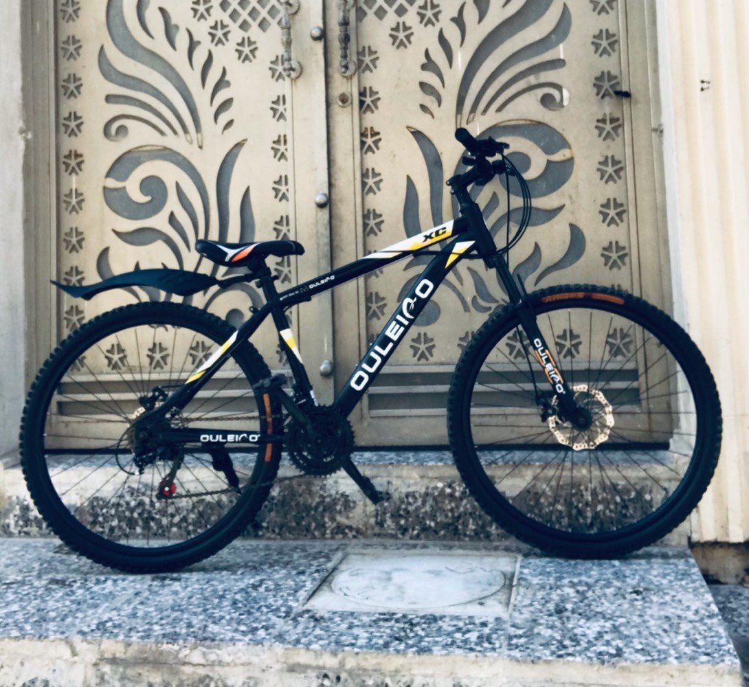 العنوان بغداد الغزالية بايسكل نضيف مامستعما 
صناعة اوربية
بي7سرع خلفية
3امامية
البايسك كلشي بي شغال وبي ماجال