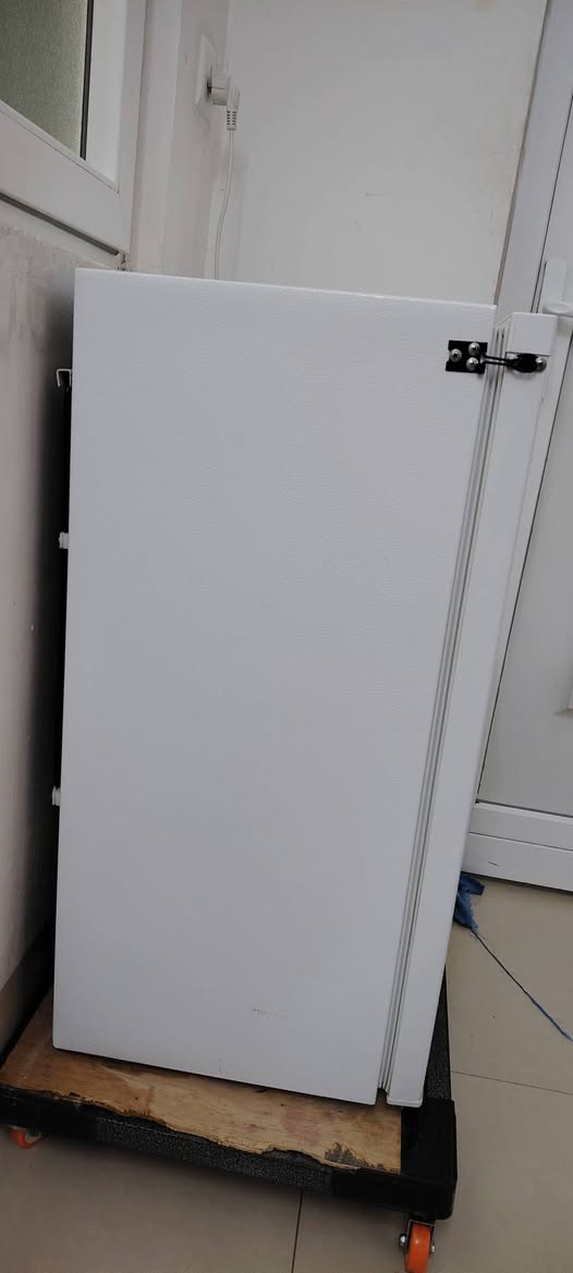 ثلجا حجم صغيرا للبيع ما مستعملا شهرين السعر 120بيها مجال
***********
