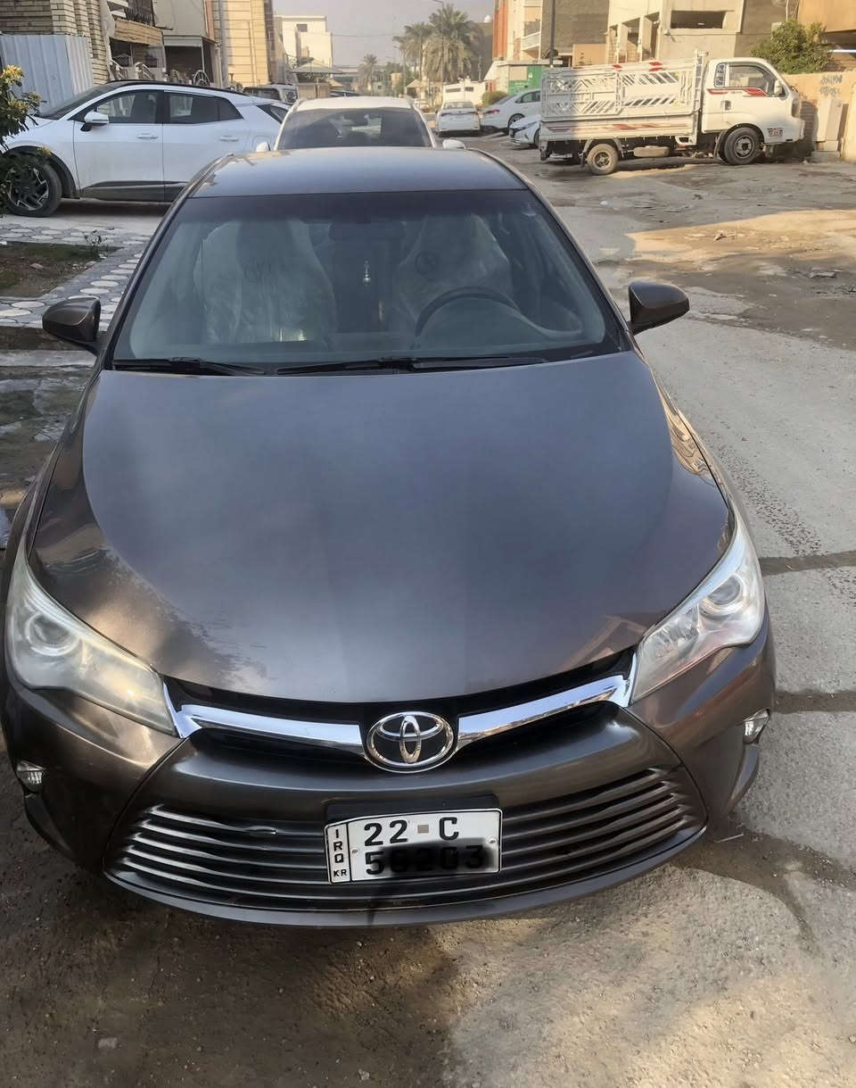 السلام عليكم عندي كامري كلين لون فيلي موديل 2017وارد امريكي للبيع فقط السعر 170 ورقة للأستفسار الاتصال على الرقم ***********
