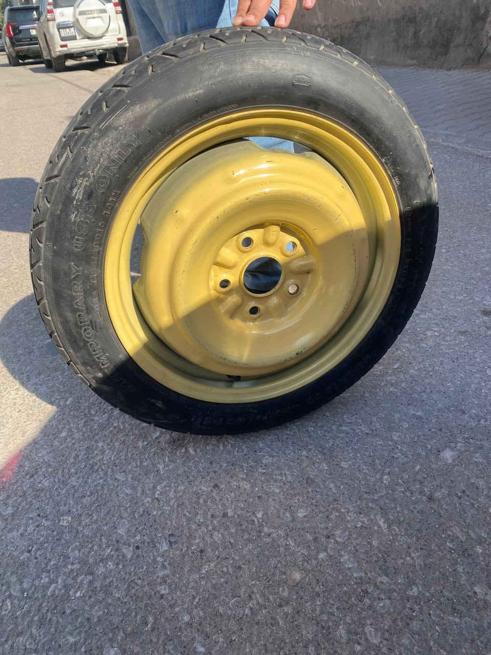 سبير طوارئ نظافه 100‎%‎
50 وبيها مجال شي بسيط جدا 
الخاص مغلق 
***********
