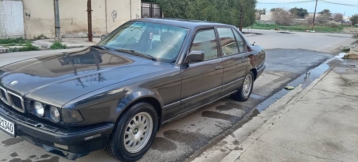 من رخصة الادمن للبيع او المراوس ٧٣٠ ٨سلندر فول مواصفات جاهزه اي استفسار علا هاذا الرقم ***********
