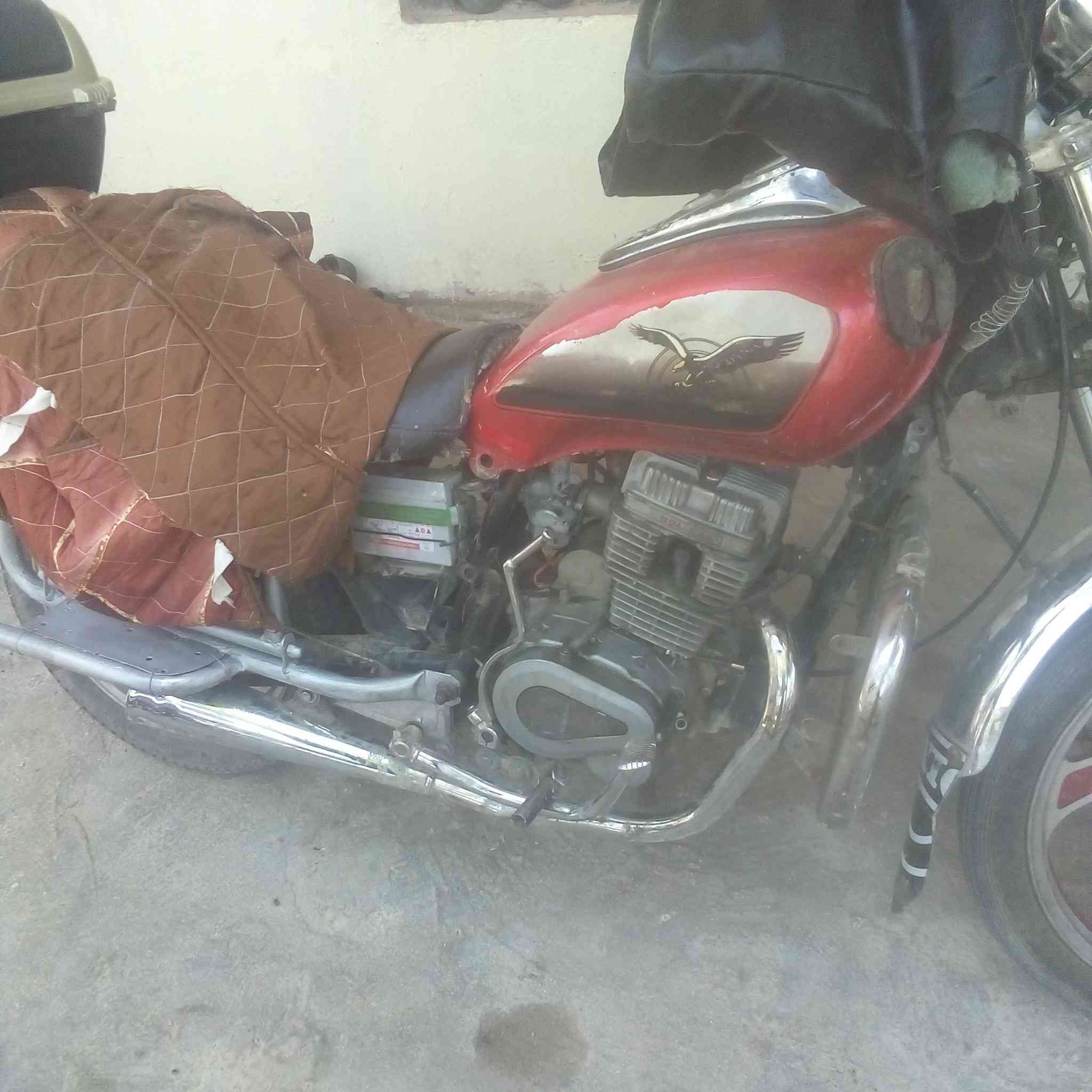 هويشا 2013اوراق اصولي كمرك مدفوع شغاله كهربائيات كامله
سعرها 400وبيه مجال
مكاني كربلاء سياحي طويريج 
***********
***********
