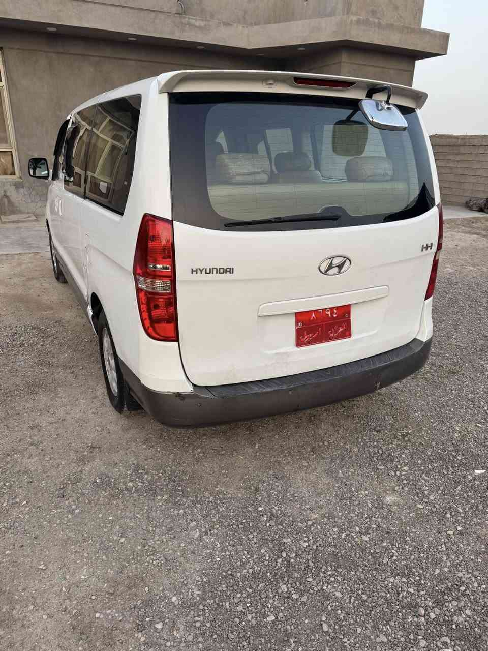 السلام عليكم 

ستاركس 2011 أربيل 
كفالة عامة شرط السونار 
بارد بصيط موجود بلصور 

خط بحث موجود 
صدر امامي خلفي مشط 
تخم تاير 
جاهزة من كلشي 

سعر 165 وبيهة مجال للشراي 
شرط التحولي 

مكان السيارة بغداد مدينة بسماية 

***********
