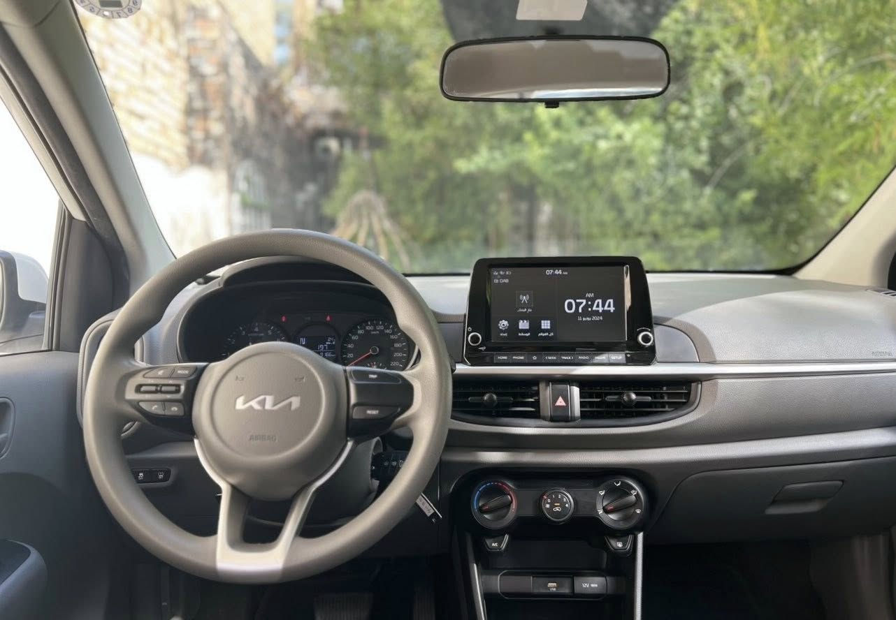 السلام عليكم
كيا بيكانتو 2023 لون ابيض وارد خليجي ماشية 9 الاف كيلو كفالة عامة رقم اربيل ترقيم جديد تحويل او وكالة مجاني

مواصفات 
محرك DOCH المرغوب 4 سلندر   
تحكم ستيرن جهتين  
4 جام كهرباء 
شاشة اصلية كار بلي
كامرة دوارة  
مانع انزلاق
 حساس اطار
مري شفط
مري كهرباء 
سويج عدد 2 
AUX و USB
 بلوتوث وحاكية تليفون 
اريل نافيكيشن جي بي اس

السعر 124$ وبيها مجال   

مكاني بغداد علي الصالح
للاستفسار 
واتساب ***********

***********
