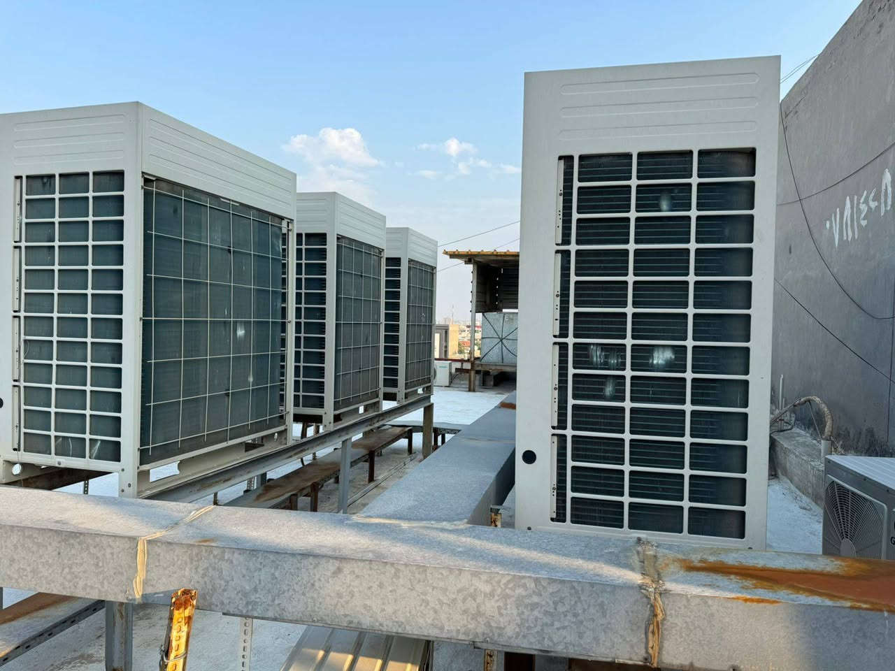 تبريد مركزي 100 طن سعره أخو البلاش مشتغل موسم واحد فقط


**إذا كنت صاحب هذا الإعلان وتريد حذفه لأي سبب، رجاءا أرسل رسالة إلى الدعم الفني**