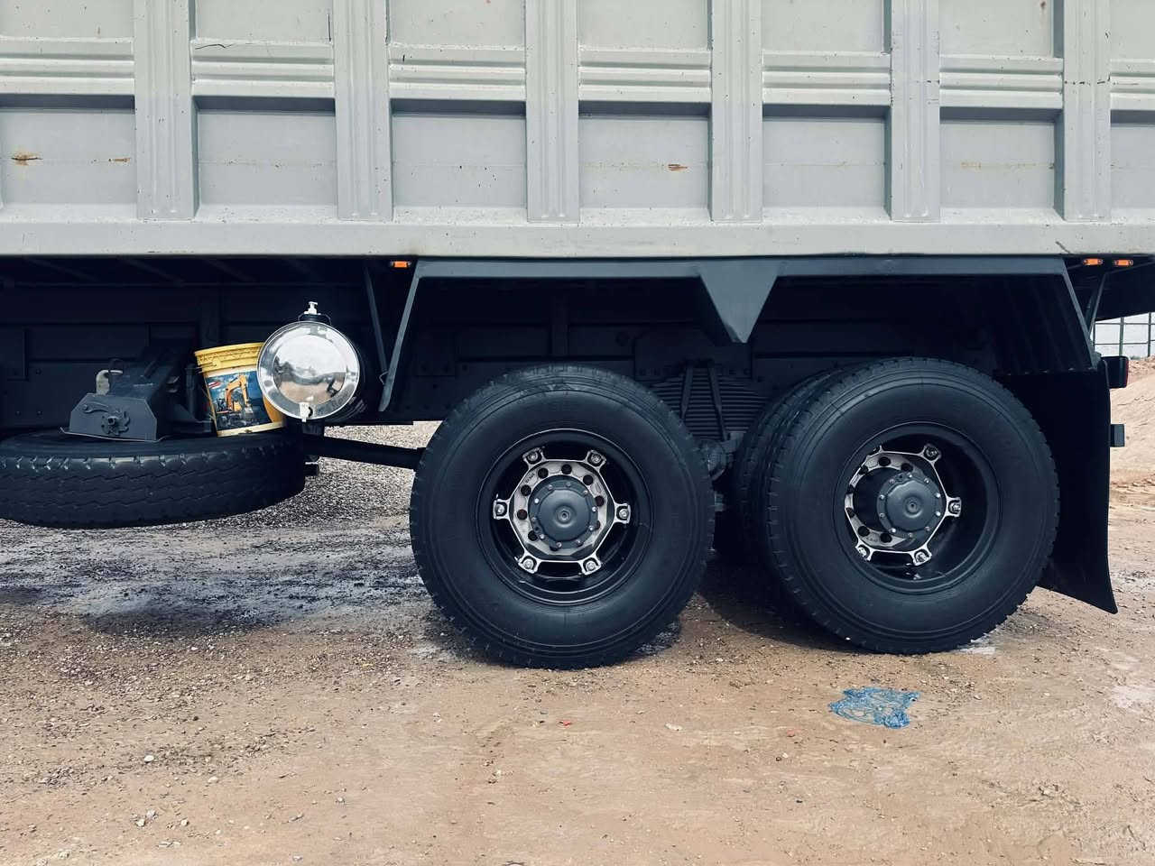 السلام عليكم ***********
من رخصة الادمن اقجم ابو العلم طويلة ابلاد موديل 91 دشبول جلد كير 111 مجموعة جي اف جاهزة امجهزة للعمل رقم انكليزي تحويل ثاني يوم بسمائنة جديدة السيارة نظافة خير من الله تخم تاير برماغ ابو الربع للاستفسار الاتصال على الرقم الموجود ***********
