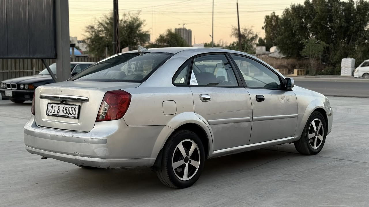 سلام عليكم أوبترا فورنزه 2004 للبيع او مراوس حسب القناعه السياره خير من الله مكينه 2000 كير اوتو جديد تبريد ثلج رقم بغداد مميز بأسمي ثاني يوم احولك مكاني البياع السعر 50 وبيها مجال حك الجيه فقط وشكراً 
المراسله وتساب حصراً ***********
اتصال ***********
