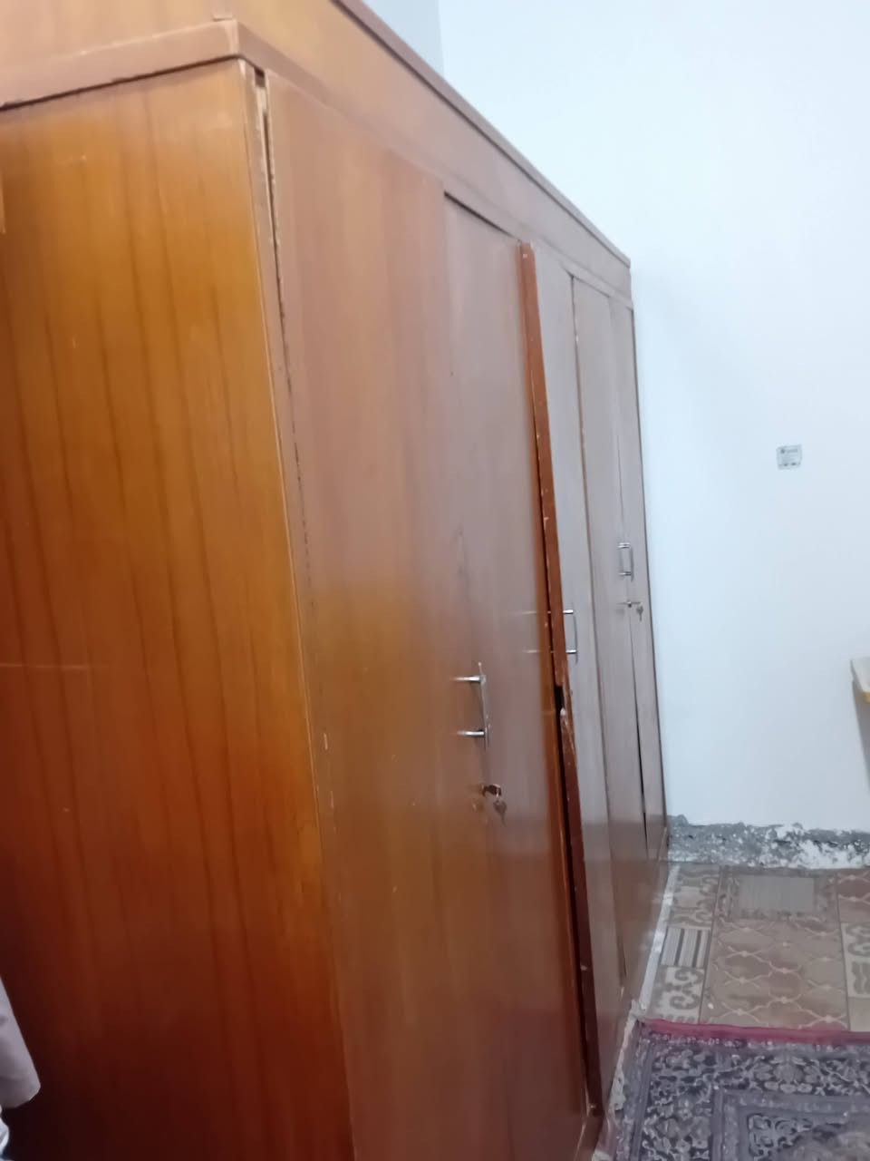 كنتور صاج 5 أبواب 
بحالة جيدة ...وبيع بسبب عدم توفر المكان 
السعر 175الف 
العنوان أبو الخصيب حمدان


**إذا كنت صاحب هذا الإعلان وتريد حذفه لأي سبب، رجاءا أرسل رسالة إلى الدعم الفني**