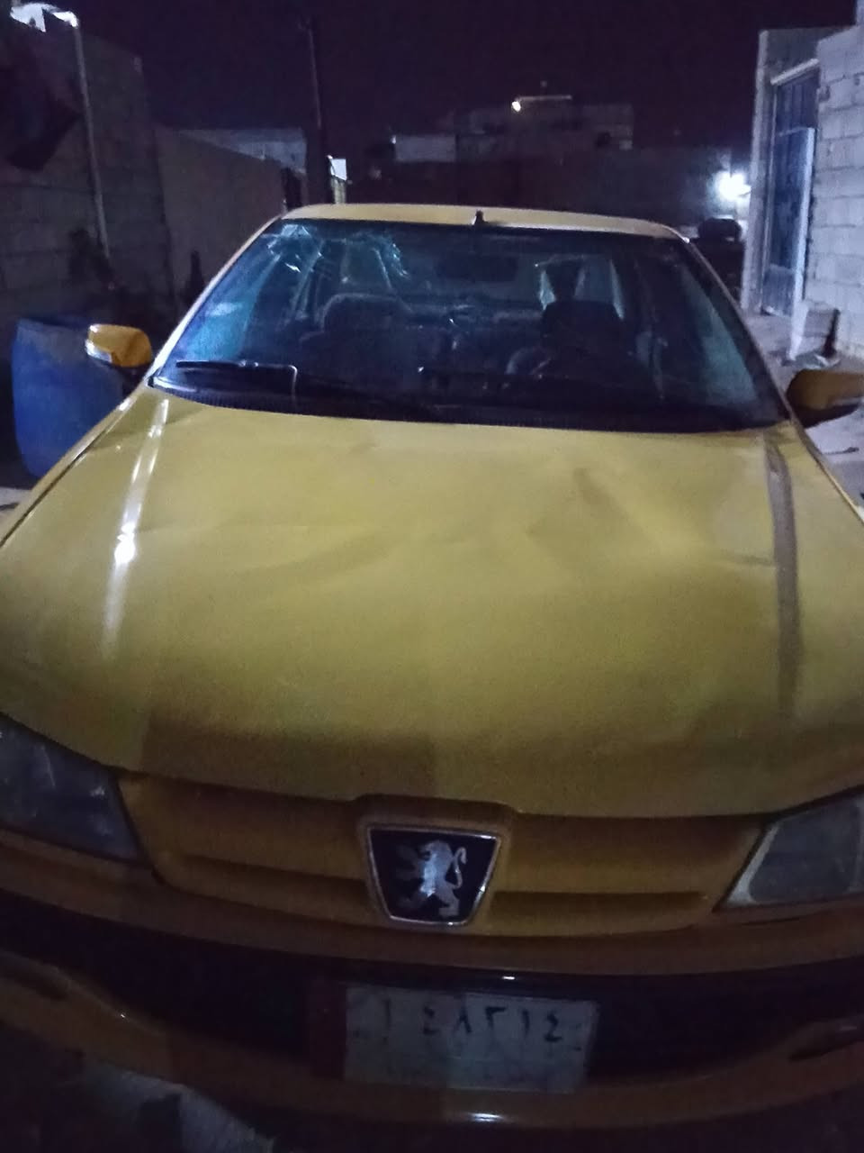 السلام عليكم بيجو بارص موديل 13 رقم الماني سنويه منتهبه قبل سنتين كير ومكينه مكفولات تبريد ثلج بيه بس البنيد طاير على الجامه راعيه موجود يريد تحويل السعر 33بيه مجال حك الجيه فقط فقط العنوان بصره مامتواجد فيس رقم الهاتف *********** بي وتساب
