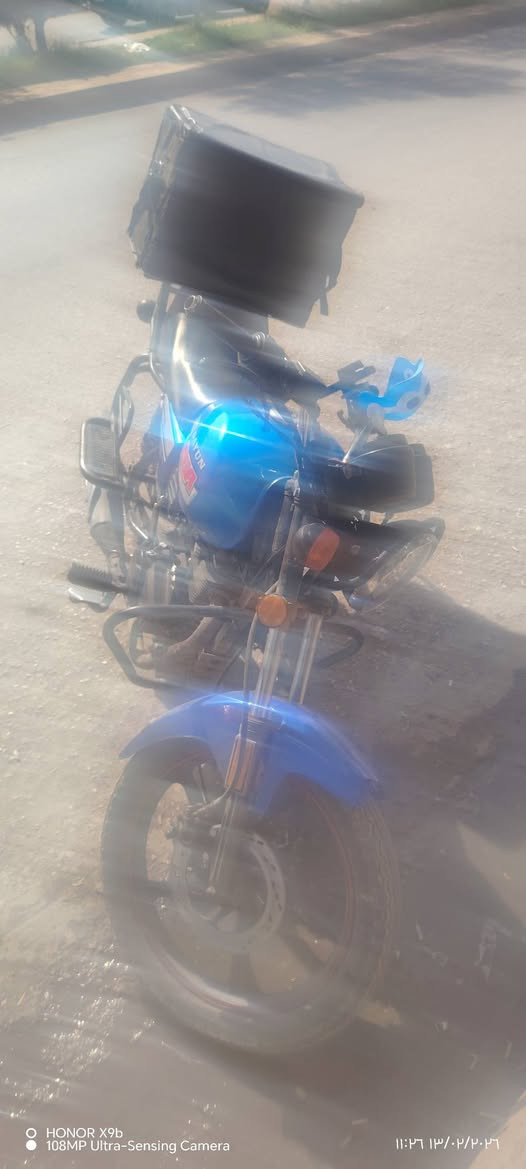 السلام عليكم بيع دراجه
دايود نفخ
موديل 20
لون ازرق
سعر خاص
***********
