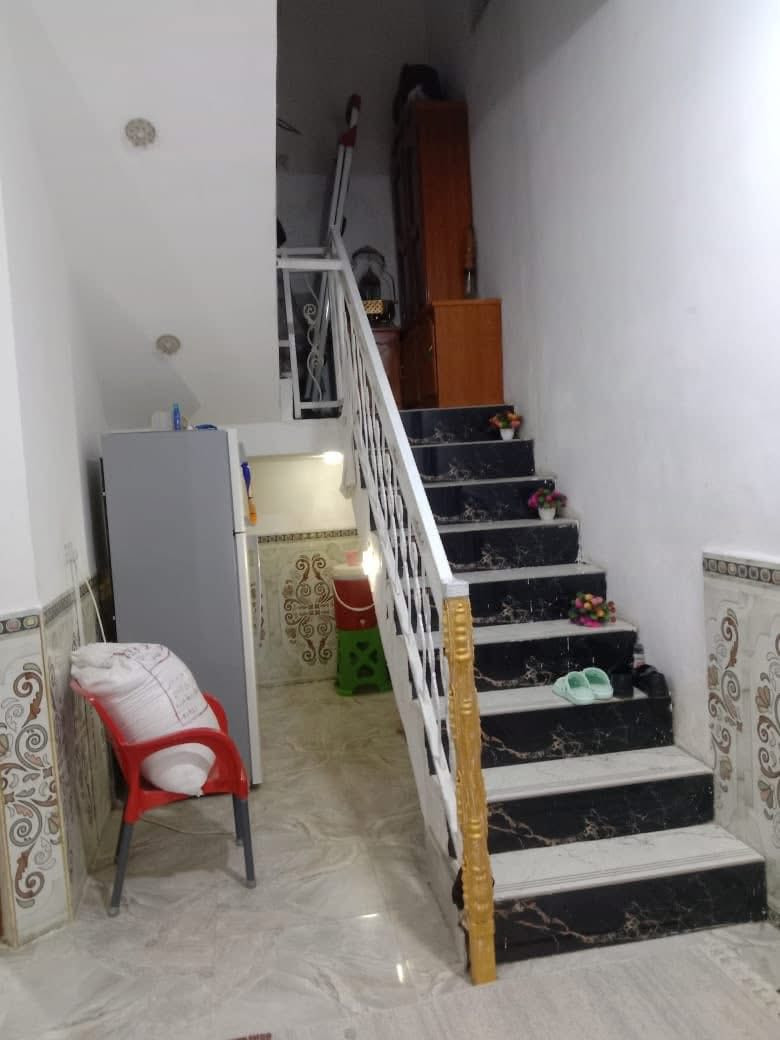 🏡 دار زراعي للبيع في الصخيين

فرصة مميزة للسكن والاستثمار 🌿
المساحة: 120 متر مربع
الموقع: منطقة الصخين بعد جسر الحولي 
يبعد عن الشارع الرئيسي حوالي 100 متر
🔹 البناء: طابوق وسقف كونكريت
🔹 يتكون من:
 • غرفة كبيرة
 • صالة
 • ديوانية
 • مطبخ
 • صحيات داخلية وخارجية
✨ البيت نظيف وجديد وجاهز للسكن
💧⚡ تتوفر جميع الخدمات (ماء، كهرباء)
🏫 قريب من المدارس
السعر ٦٠
للاستفسار والمشاهدة يرجى التواصل على الخاص أو
للمزيد اتصال 
بالأرقام التأليه 
***********
***********
للمزيد من المعلومات يمكنكم التواصل معنا 
على صفحة الفيس بوك (در الامل للعقار) 
للمزيد من العروض على الفيس بك 
https://www.facebook.com/share/184e1SZUBr/?mibextid=wwXIfr
للمزيد من العروض على حسابنا تيك توك
 www.tiktok.com/@user3133131000
للمزيد من العروض على حسابنا التيليجرام (در الامل للعقار)
https://t.me/+P7JMB2u_71k2ZWJi

للمزيد من العروض على حسابنا الواتساب (در الأمل در الامل للعقار) 
https://chat.whatsapp.com/BLYmucgy7SSGDs399o3EWD
