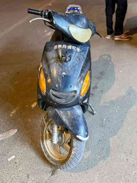 السلام عليكم شباب دراجه اكزز لبيع دراجه نضيفه مكينه لوك لسعر 350وبيه مجال ***********
