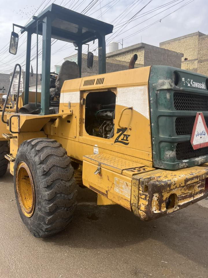 سلام عليكم كاوسكي حجم 65 مديل 2008 رقم ديالى بسمي تحويل مباشر محرك ازوزه 105 كفاله عامه مكاني بغداد ***********
