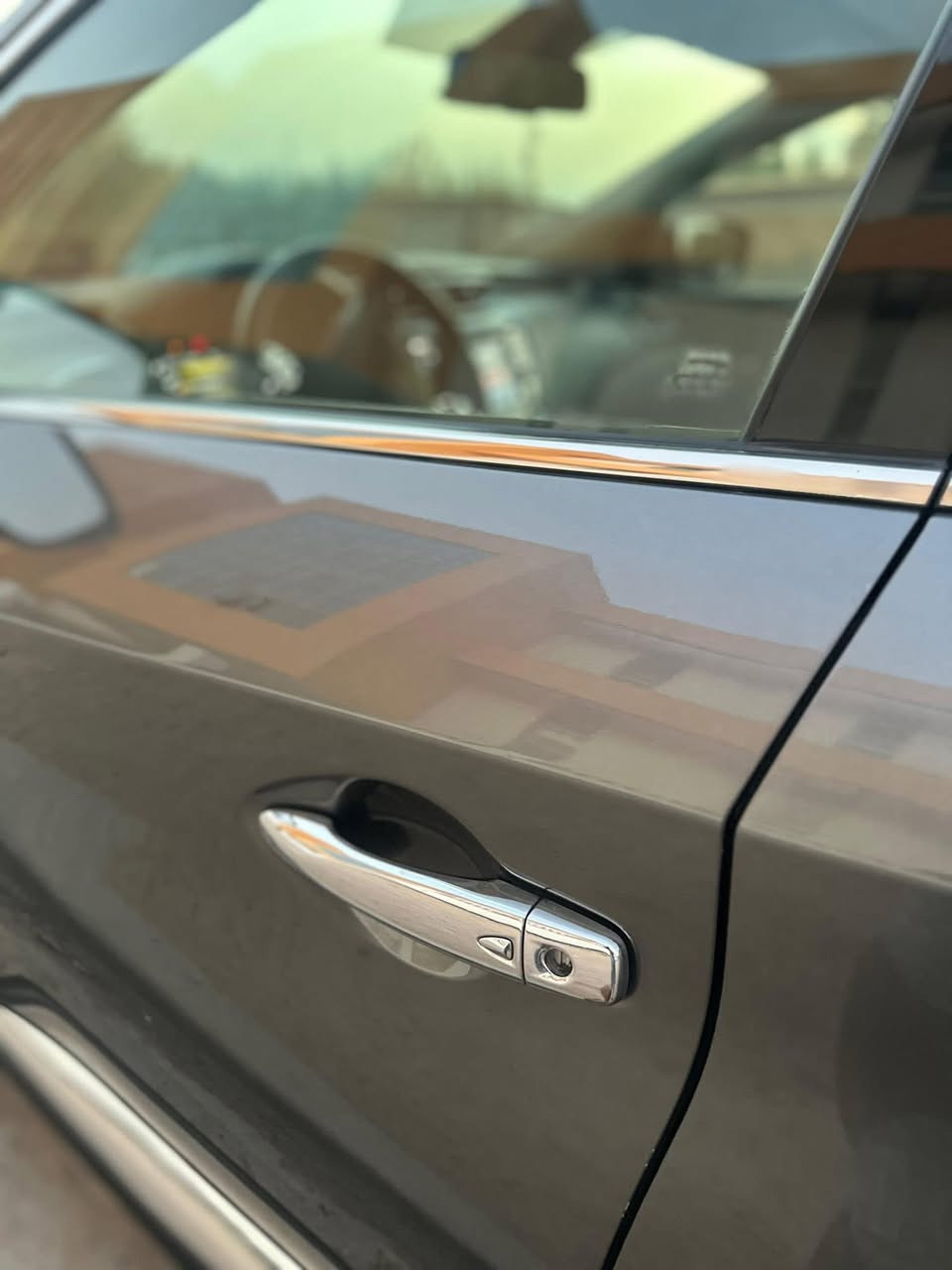 نيسان مورانو 2023
سيارة راقية واعتمادية جداً 

وصرف البانزين جداً ممتاز قياساً بالستة سلندر

 رقم بغداد

  باسمي ( بيع بدون مرواس)

- السيارة نظيفة جدًا ماشية 24  ألف

- محرك 6 سلندر 3500، 

- تو ويل

حادثها سطحي من فوك البنيد ( موجودة صورة الحادث مع صور المنشور )

* بنيد مبدل فقط حتى غاز الشركة نفسه وصدرها على وضع الشركة 

شاصي سليم 100%

🔹 فول مواصفات عدا الفتحة

 • تشغيل عن بعد

 • تبريد قطعتين (أمامي + خلفي)

 • رادار 360

 • حساسات أمامية وخلفية

 • نظام النقطة العمياء

 • كشنات جلد كهربائية مع تدفئة• 

 • شاشة كار بلي 

 • إنارة LED كاملة

 • بصمة تشغيل ودخول ذكي

 • تحكم جهتين 

💎 سيارة فخمة جداً ومريحة

موقع السيارة : - حلة -  

📞 ***********

السعر 168 ورقة
