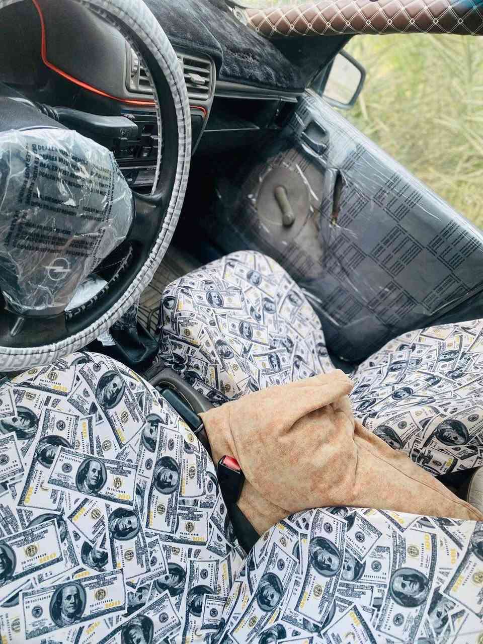 السلام عليكم اوبل فكترا ٩١موديل رقم صلاح الدين انكليزي عارضها ٣٥وبيها مجال مكان سيارة بغداد ***********هذا رقمي بي واتساب فقط
