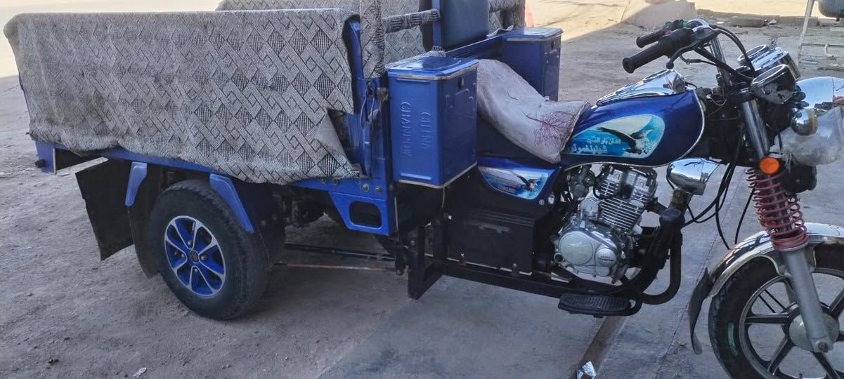 السلام عليكم ستوته للبيع موديل 23 اتخبل نضيفه. بديه الداخل والخارج. امسلفن. شخطه مابيه  سنويه اورقم  جاهزات كبل احولك  السعر 2900 اوبيه مجال للشراي  الرقم ***********
