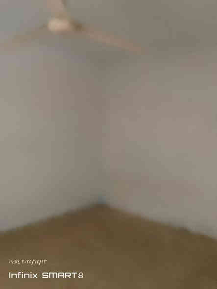 عروض اليوم دار الايجار المساحة 120م بناء غرفة وصالة واستقبال ومطبخ وصحيات حي ميسان  31 خلف البريد سعر الايجار 250الف عدا الكهرباء والماء الاستفسار الاتصال على الرقم التالي *********** او مراجعة مكتب المصطفى قرب مؤكولات السلطان
