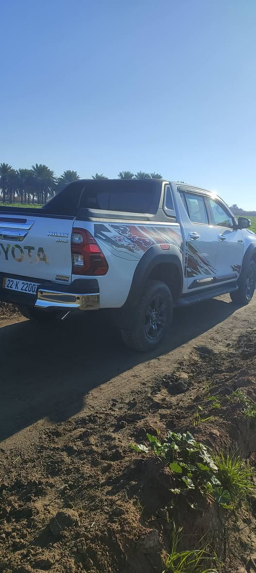 السلام عليكم 
 لبيع هايلوكس 2025 TRD رقم اربيل تحويل ثاني يوم مواصفات 6 سلندر 4000 ماشية 15 الف  كاميرا خلفية حساس امامي خلفي كشن تبريد نقطة عمياء بصمه تشغيل وابواب وباقي المواصفات المعروفة سيارة كفالة عامة حتى من الشخط مكاني بابل مشروع المسيب السعر 425 لاستفسار ***********
