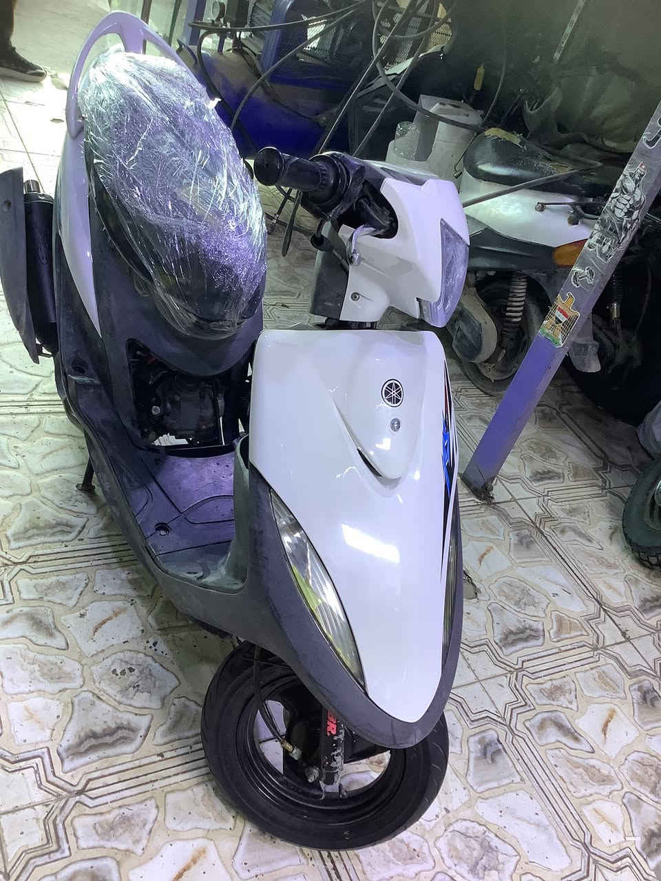 مكلف بل نشر رقم صاحب دراجة (***********)
ماكس عدلة ما مبدل بيه شي سعره مناسب مكان 
الدراجة سماوة
