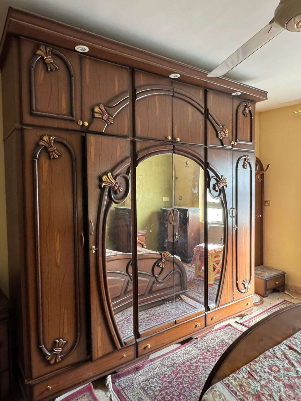 غرفه نوم تتكون من ٩ قطع الكنتور مع ملحق كبير
المكان العامرية


**إذا كنت صاحب هذا الإعلان وتريد حذفه لأي سبب، رجاءا أرسل رسالة إلى الدعم الفني**