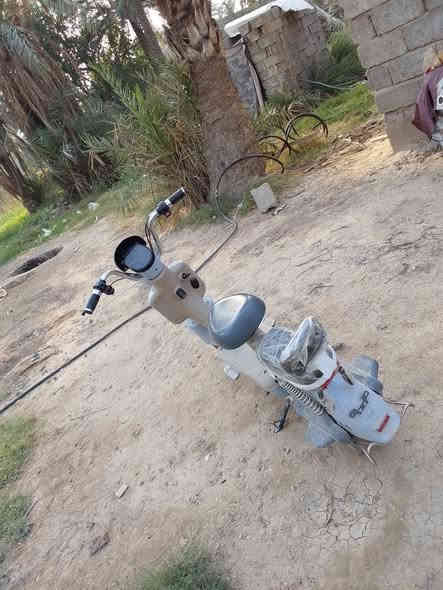 دراجه للبيع شحن سعره 150 نقصه بطاريات مكاني بغداد
***********
