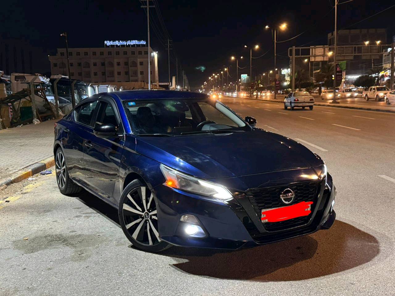 سلام عليكم نيسان اليتما موديل 21 رقم بغداد دولي حادث أمريكا جاملغات وبنيد وارد امريكي فول مواصفات عده الفتحه وترهم اقصاد العنوان النجف رقم بس واتساب