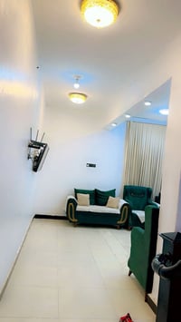 جليل الناصح • ٢٠٠م • ركن قرب الشارع