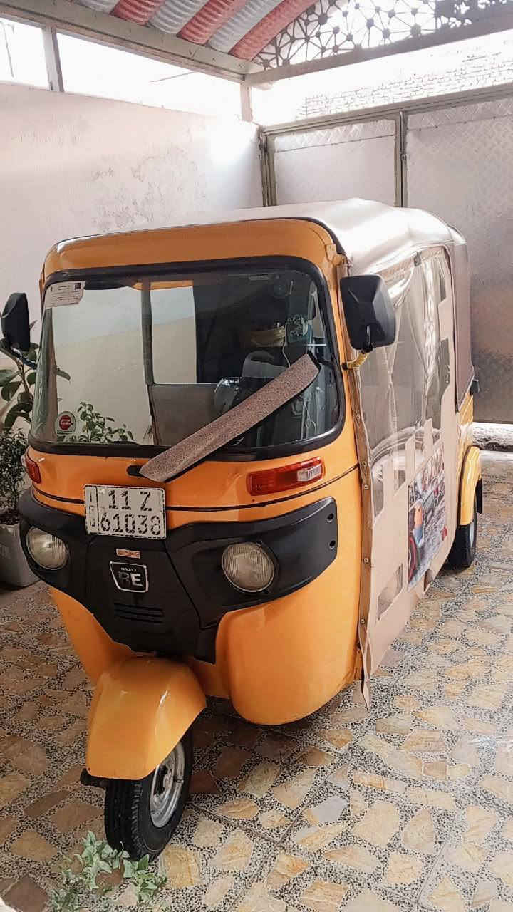 السلام عليكم ورحمة الله وبركاته 
تكتك مديل 2019/الشهر12
امرقمه بسمي  
المكينه مفتوحه كفاله من التبخير والتنقيص 
الكسن مكفول 
التكتك كبل الشارع 
دبلات 3+بوربرينات تخم+سلف اصلي+عنبار اصلي الريسي 
الكتك فقط معمره كاعيات 
السعر 6500وبيهه مجال الطيبين 
العنوان مدينه الصدر 
غير متواجد عل فيس فقط تصال بل خدمه 
رقم الهاتف ***********
