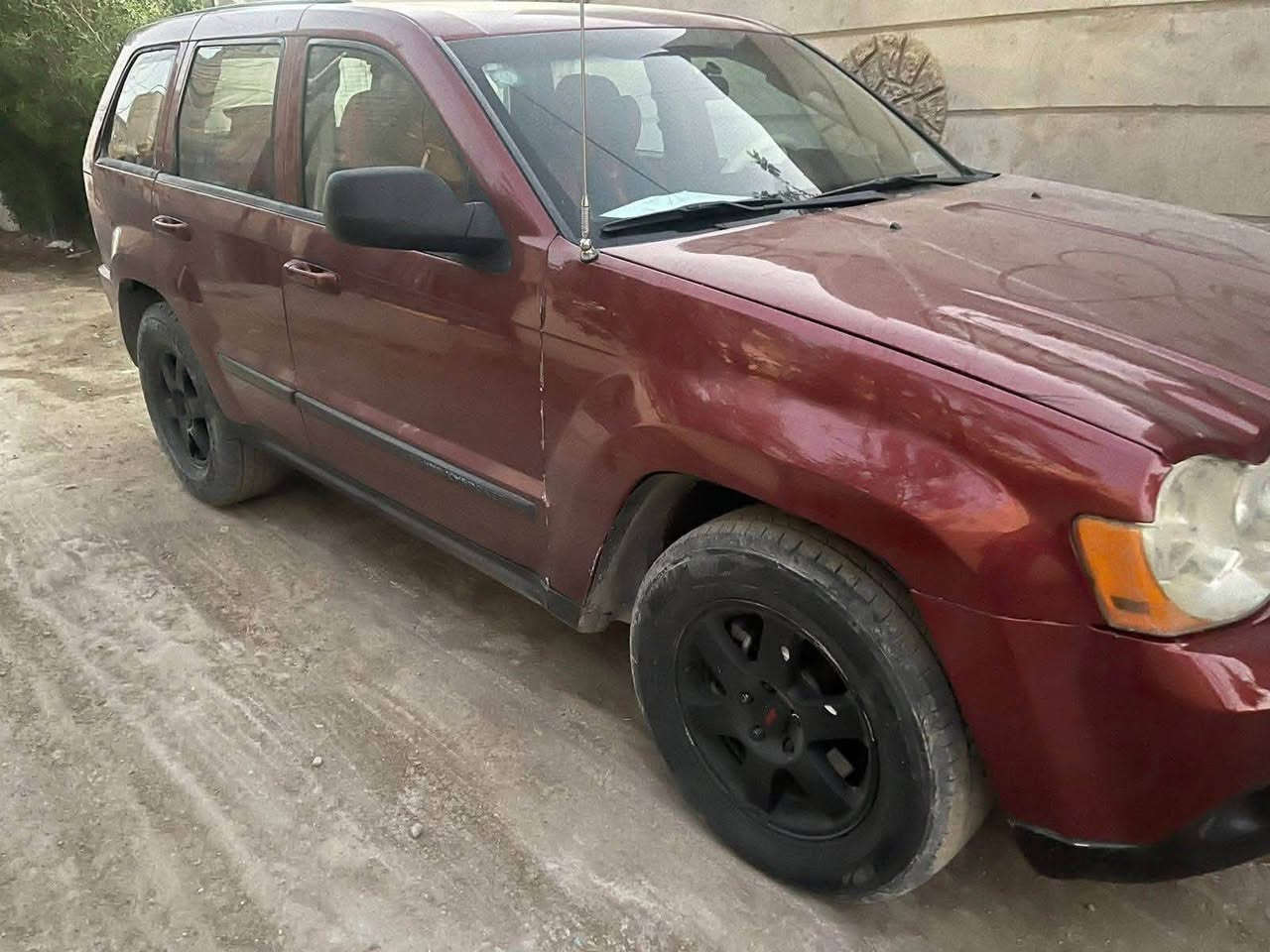 بيع او مراوس جيب لاريدو موديل ٢٠٠٨  رقم بغداد انكليزي بأسمي هزة وسنوية مجددهن حادثها حافة البنيد والجاملغ ركن اللايت الايمن فقط مصبوغه حزام جراد بدون دواخل محرك 6سلندر 3700 سعرها ٨٥ وبيها مجال بسيط مكانه بابل او بغداد
*********** اتصل وبيك خير وتدلل
