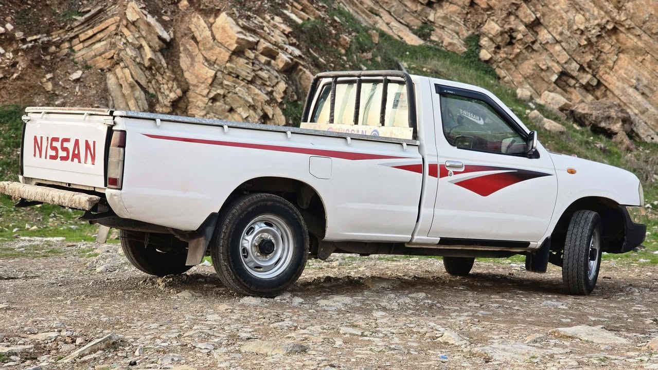 ڕیکلامی تایبەت
نیسان پیکاب مۆدیل 2007 بۆفرۆشتن
ڕەقەم سلێمانی 
گێڕوو مەکینە بەشەرت 
چوارتایەوو ویلی لۆکی لەژێرایە 
چەمچەوو ناوبۆدی لۆکە 
ماڵی کاسبیە سەیارەکە 
بێ بۆیاخە 
بۆ زانینی نرخ ژمارە ٥ لە کۆمێنت جێبهێڵە 
ژ.م:***********
ژم،. ***********
شوێن سەیدسادق
