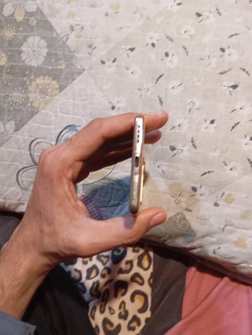 البيع الجهاز زيرو 30فايف جي
السعر 225وبي مجال القرنه ***********
