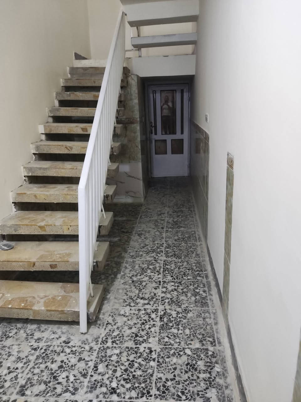 السلام عليكم
مشتمل للايجار المساحه 120 يحتوي على صاله ومطبخ وصحيات وغرفتين نوم موقع مميز قرب اعداديه التعاون حي الإعلام 

***********
